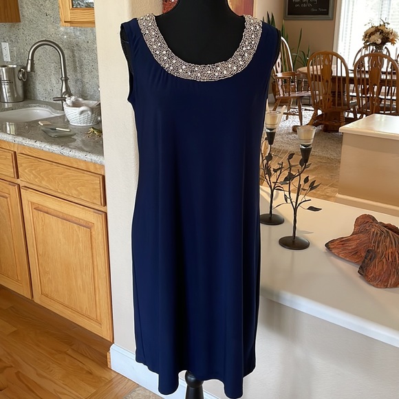 R & M Ladies dress with duster jacket embellished. - Picture 5 of 15